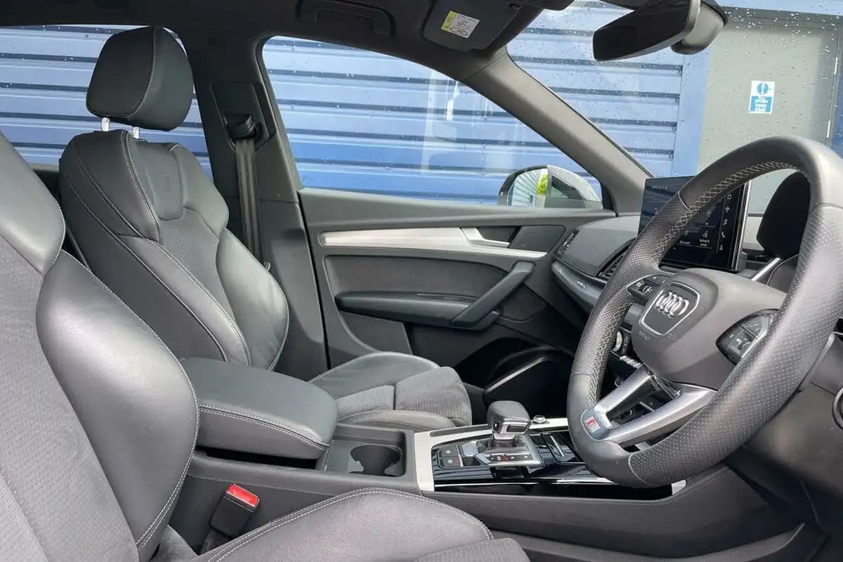 2021-audi-q5-20-50-tfsi-e-s-line-station-wagon-big-25