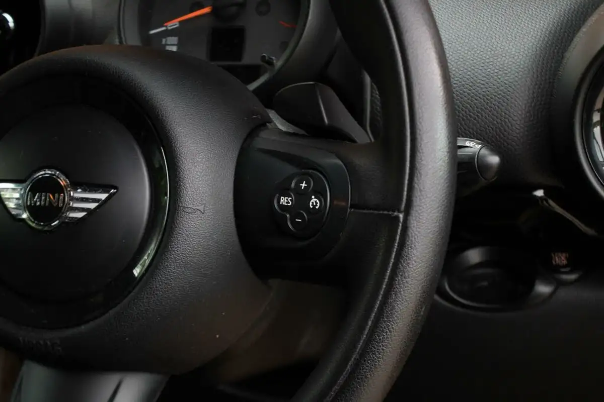 2014-mini-countryman-20td-cooper-sd-143bhp-all4-auto-big-25