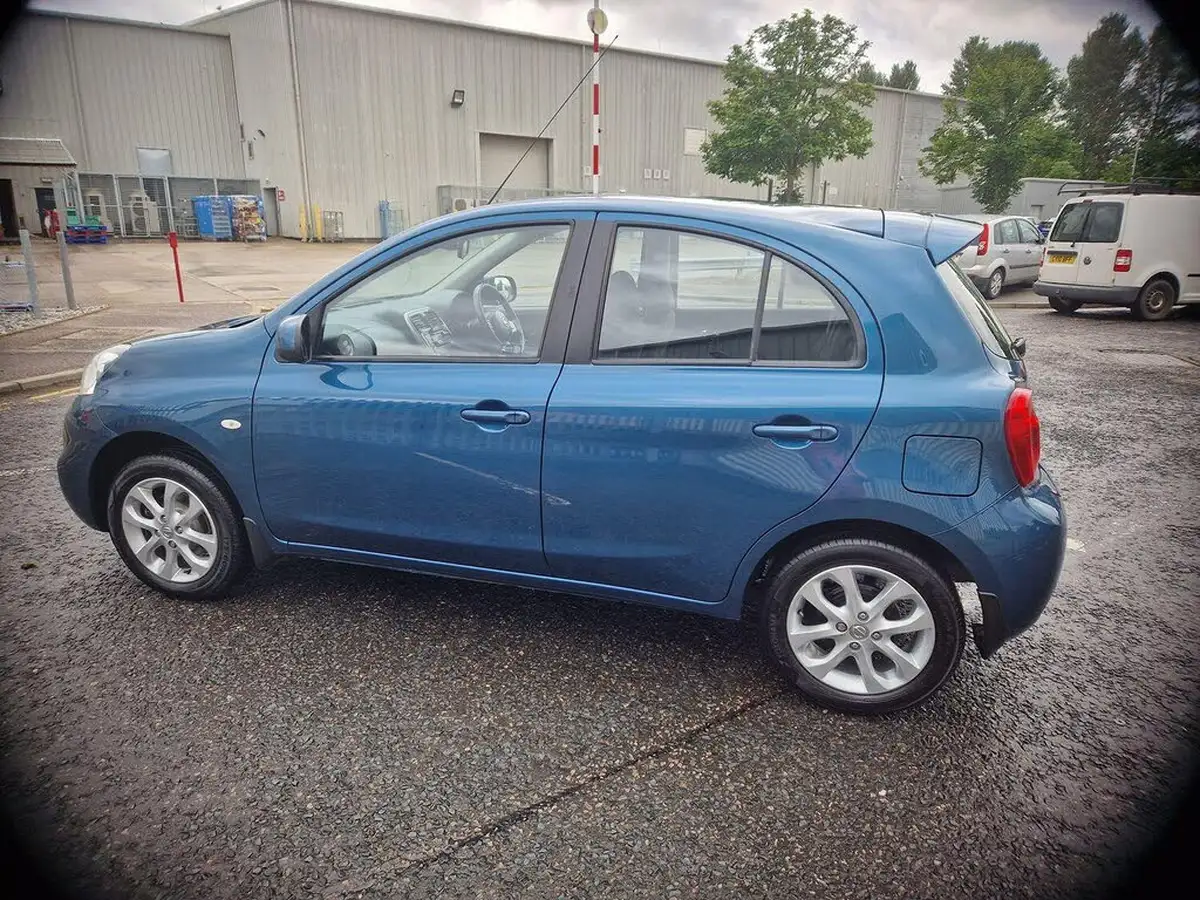 2016-nissan-micra-12-acenta-big-2