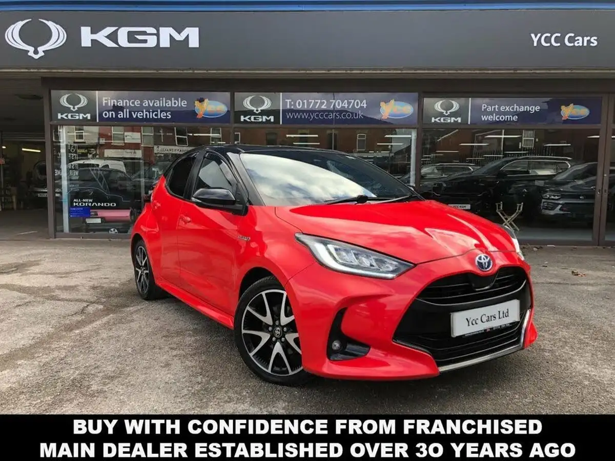 2021-toyota-yaris-15-vvt-i-launch-edition-big-0