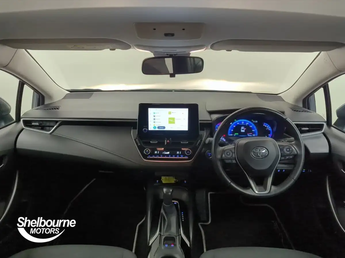 2022-toyota-corolla-18-vvt-i-icon-tech-saloon-4d-big-15