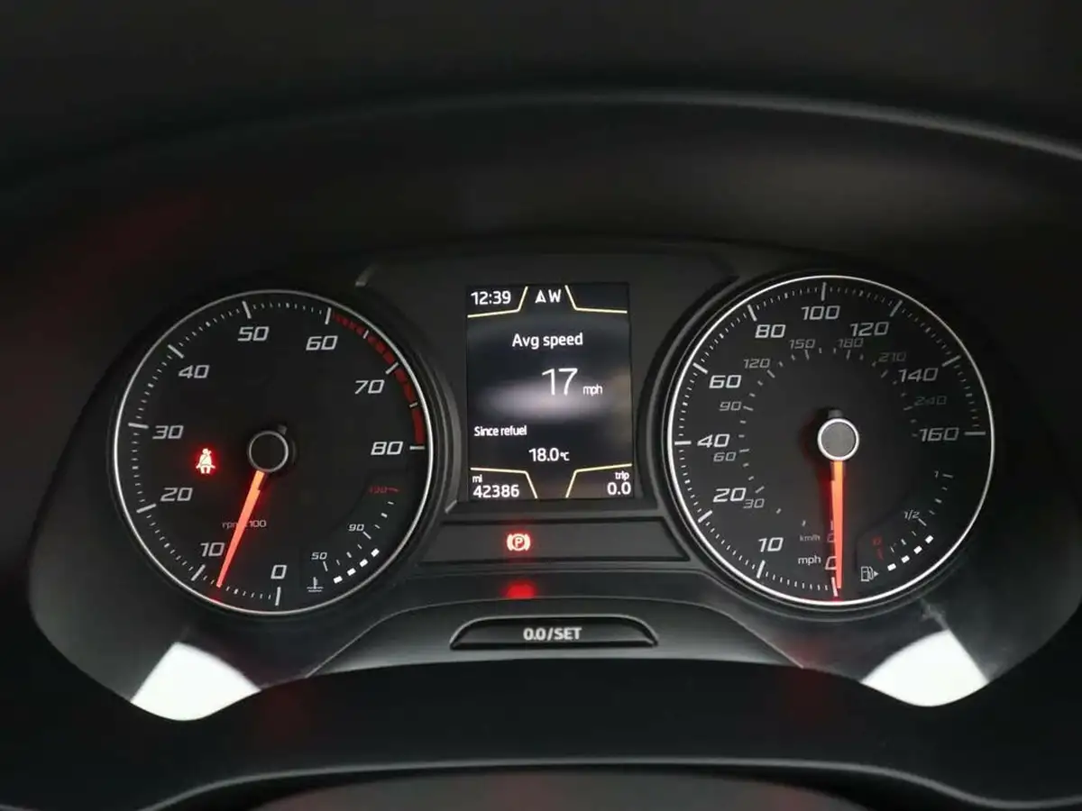 2018-seat-leon-12-tsi-se-dynamic-technology-hatchback-big-16