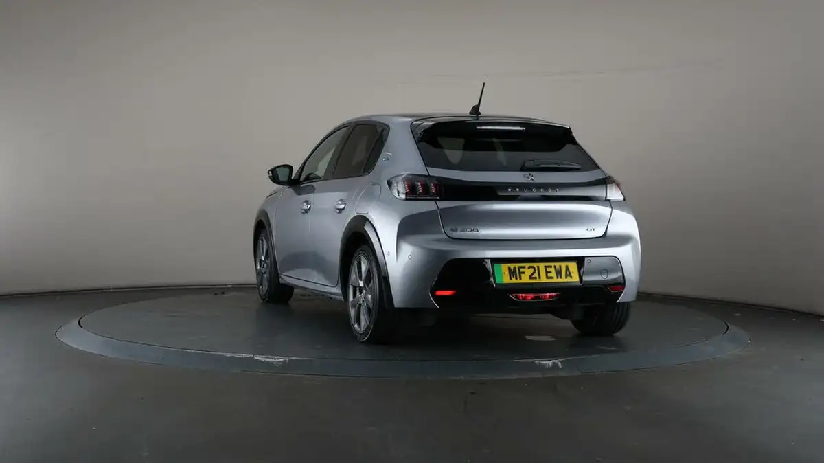 2021-peugeot-208-e-gt-50kwh-big-57