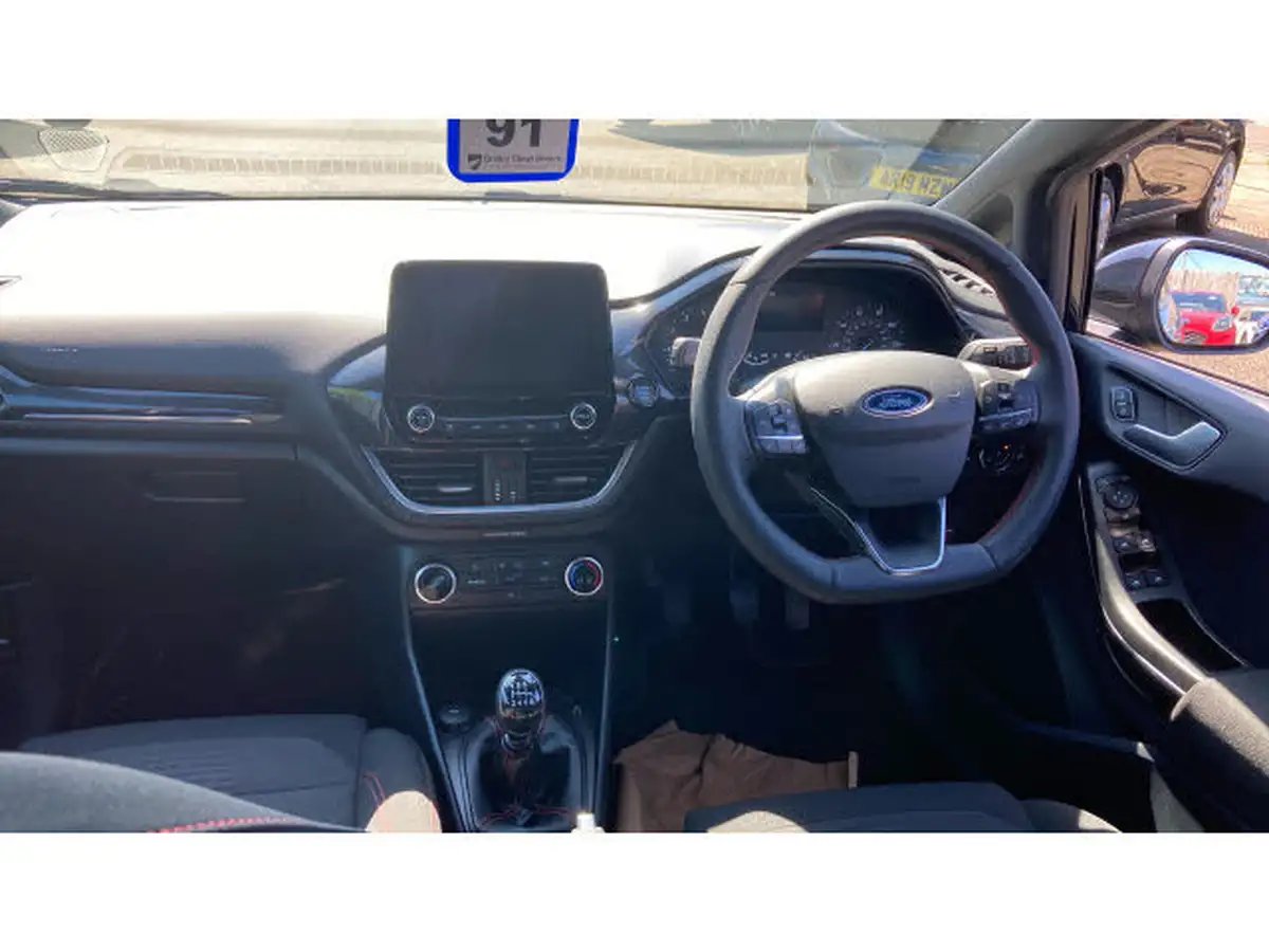 2023-ford-fiesta-big-9
