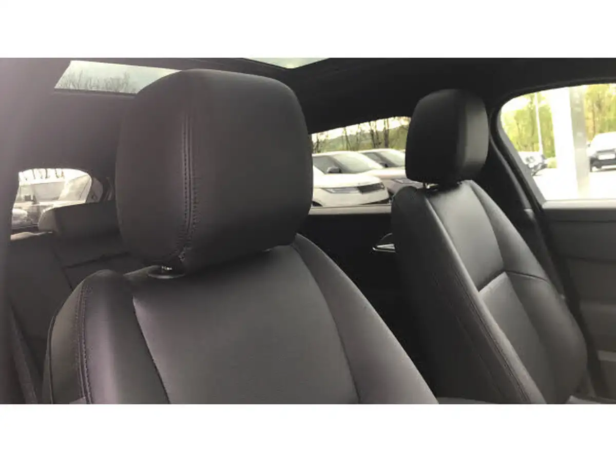 2024-land-rover-range-rover-velar-20-d200-dynamic-se-big-23