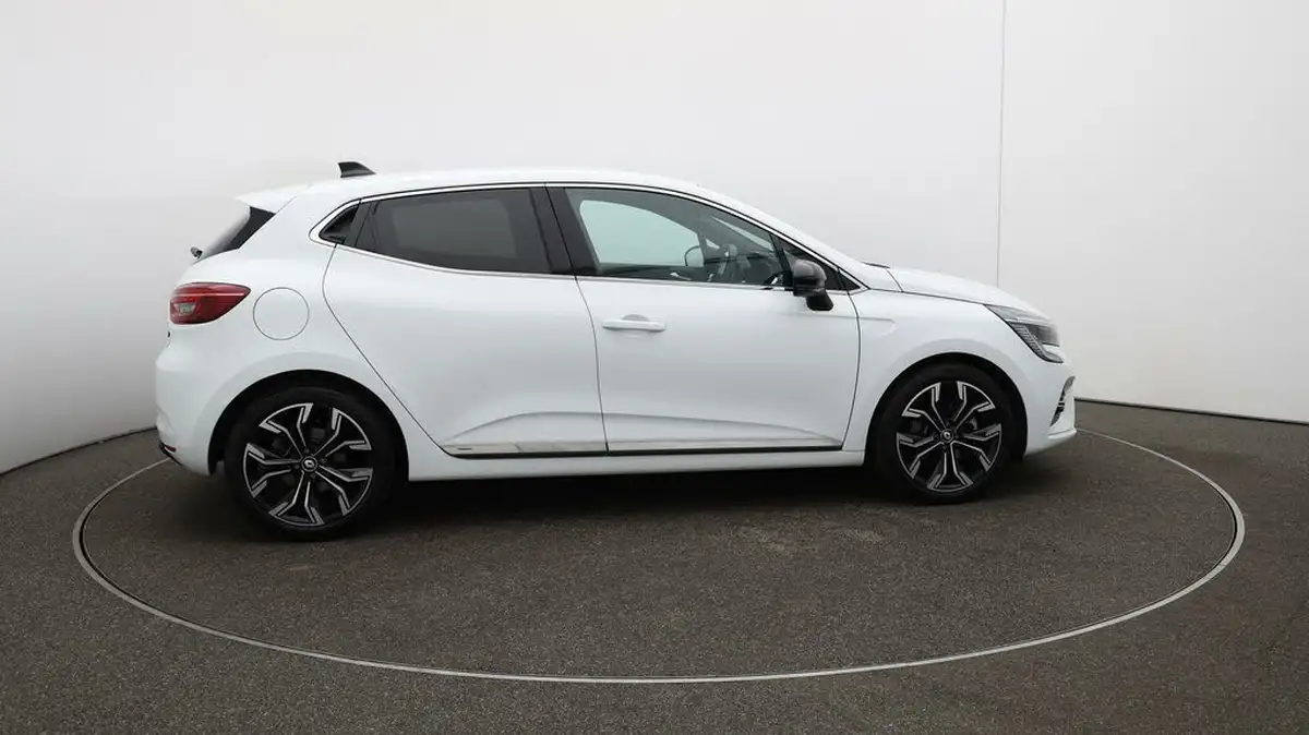 2023-renault-clio-16-techno-big-49