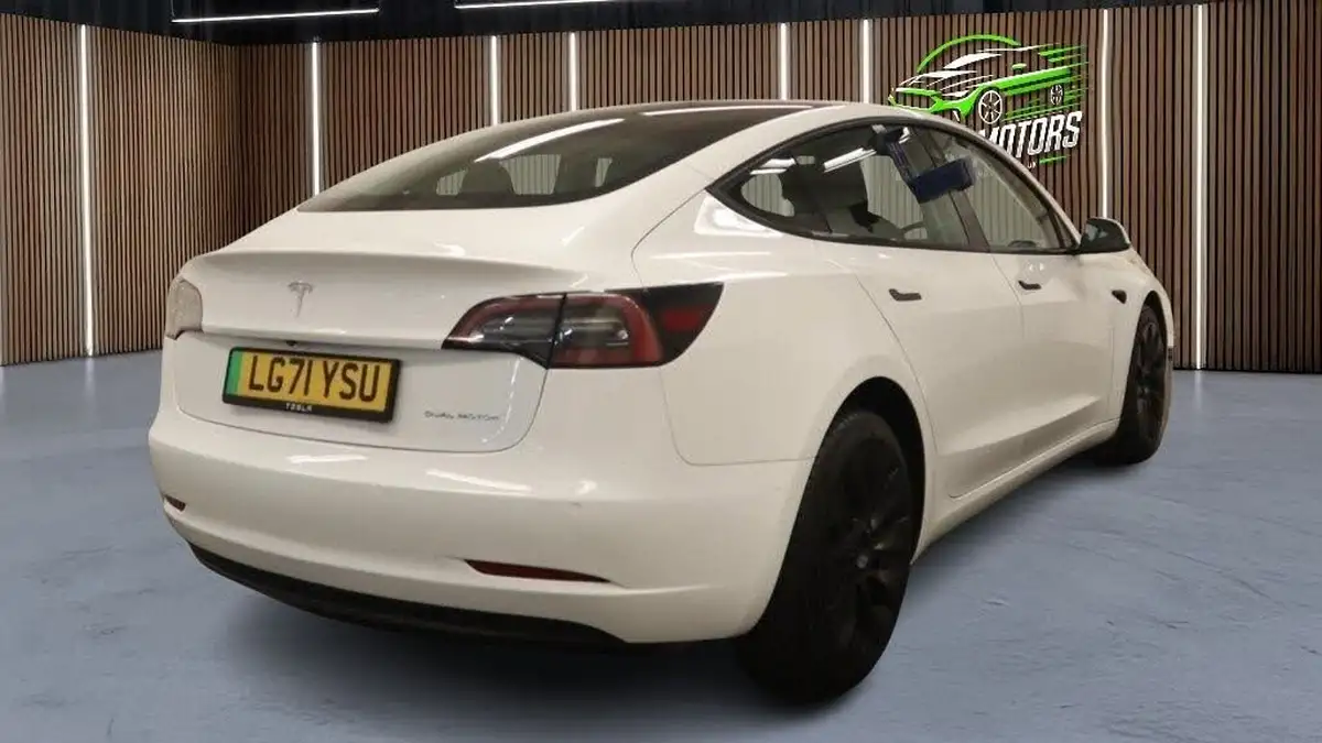2021-tesla-model-3-e-long-range-awd-big-4