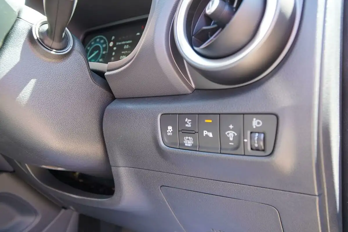 2022-hyundai-kona-16-gdi-ultimate-big-36