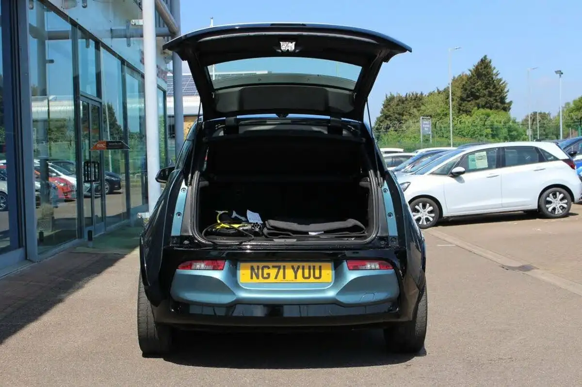 2022-bmw-i3-e-120-ah-s-big-6