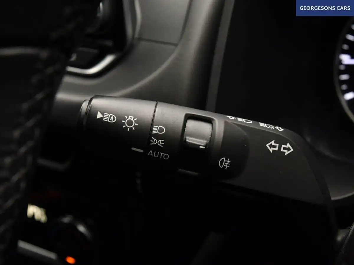 2022-nissan-qashqai-13-dig-t-acenta-premium-140ps-big-33