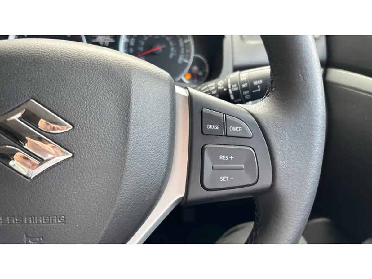 2016-suzuki-swift-12-sz4-94ps-nav-5d-at-big-36