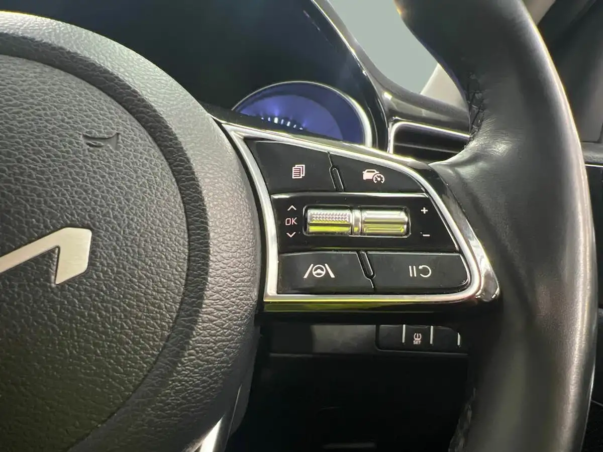 2023-kia-xceed-15-t-gdi-3-158bhp-big-25