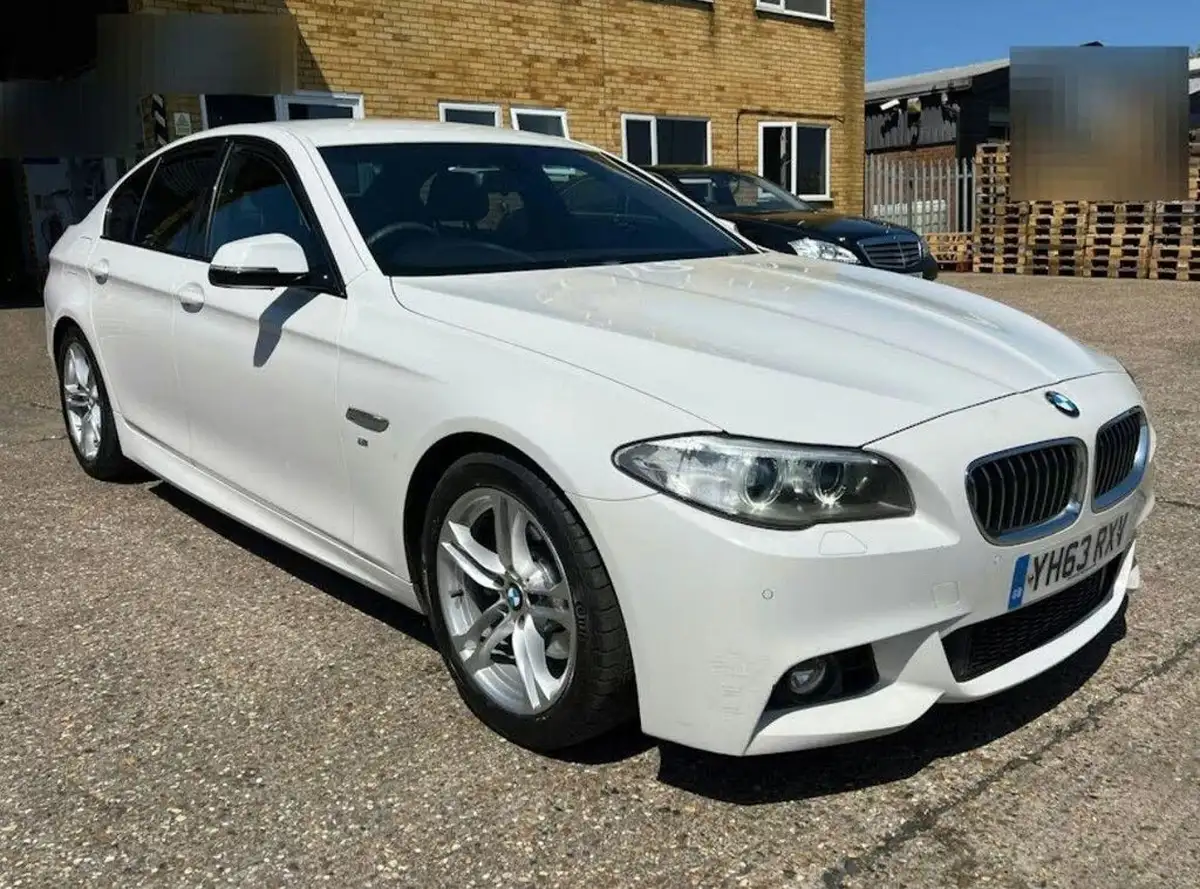 2013-bmw-5-series-20td-520d-m-sport-184bhp-saloon-4d-auto-big-0