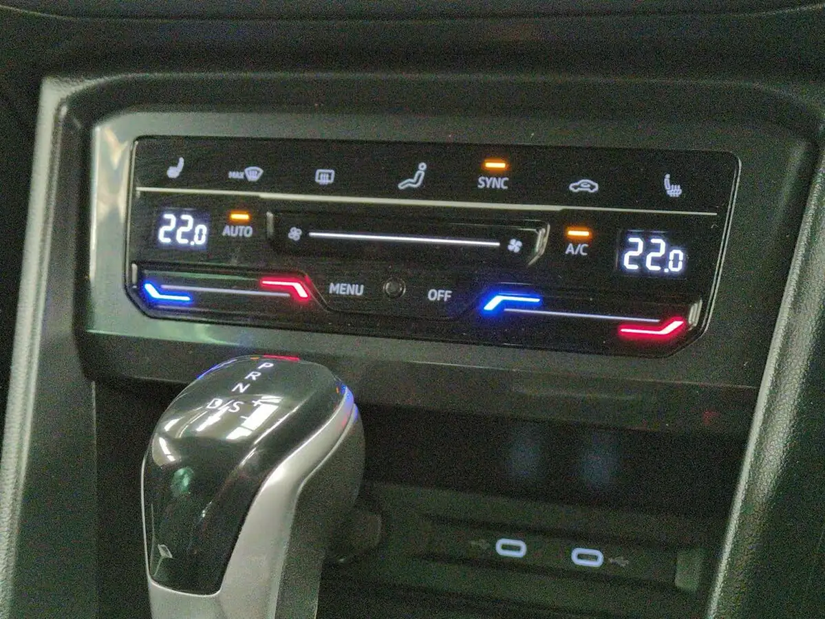 2021-volkswagen-tiguan-15-tsi-r-line-big-20