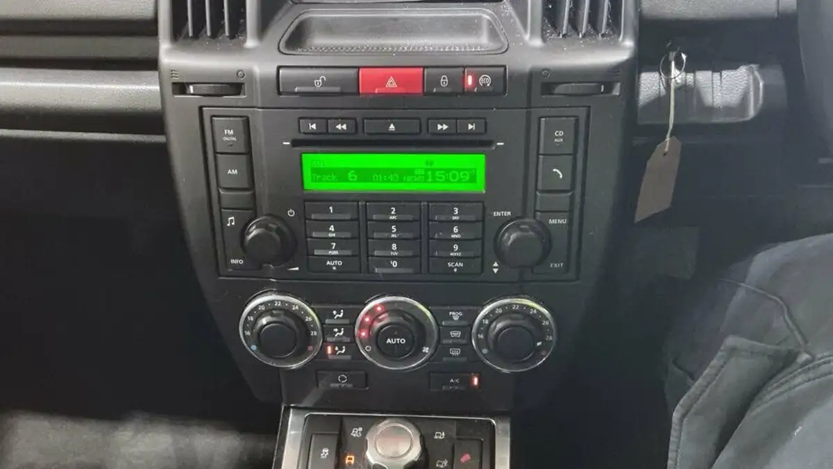 2012-land-rover-freelander-2-22td4-gs-2197cc-big-4