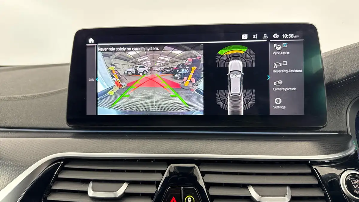 2022-bmw-5-series-20-530e-m-sport-touring-5d-big-17
