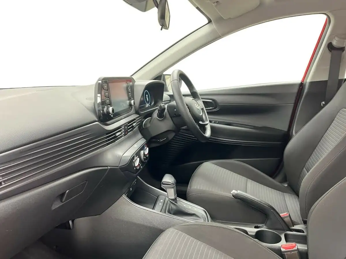 2022-hyundai-i20-10-t-gdi-se-connect-dct-big-8