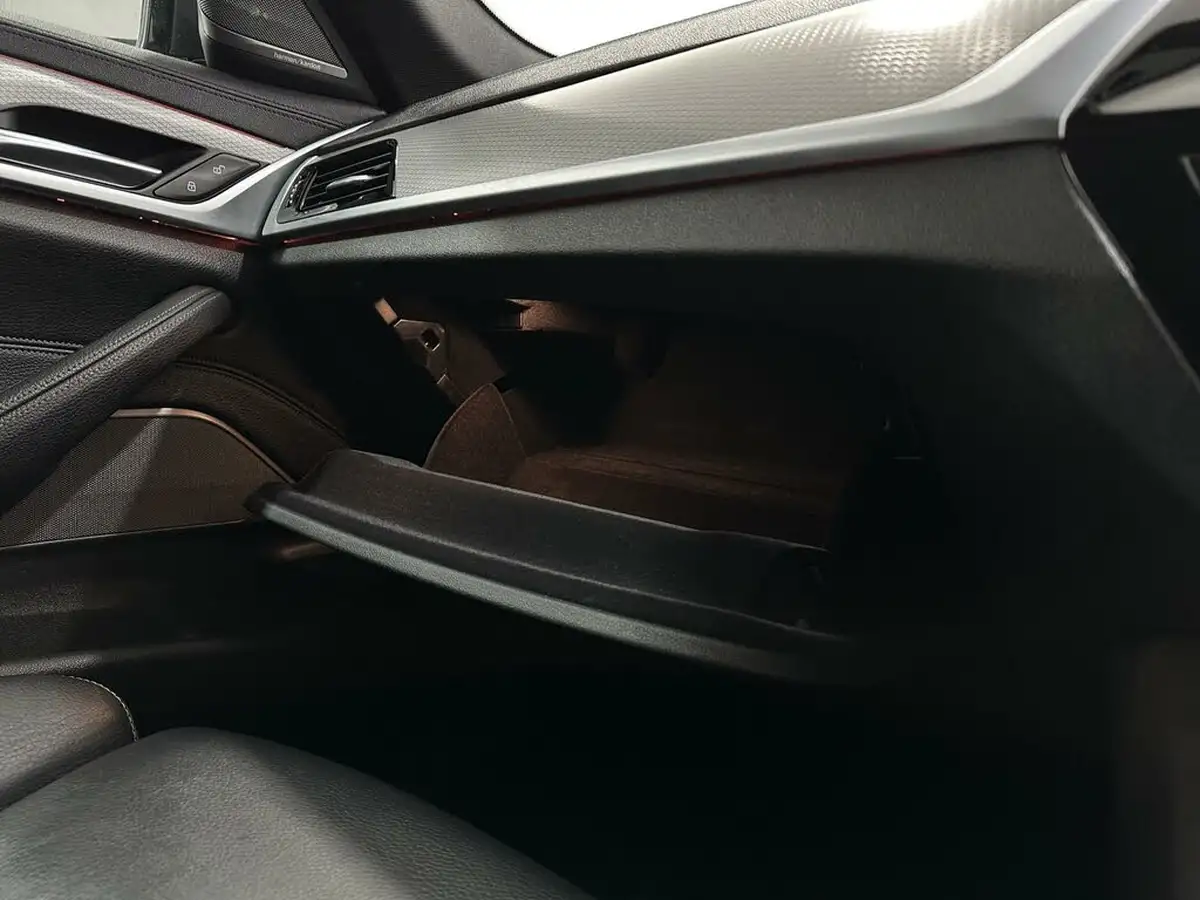 2020-bmw-5-series-20td-520d-m-sport-190ps-mht-saloon-4d-big-28