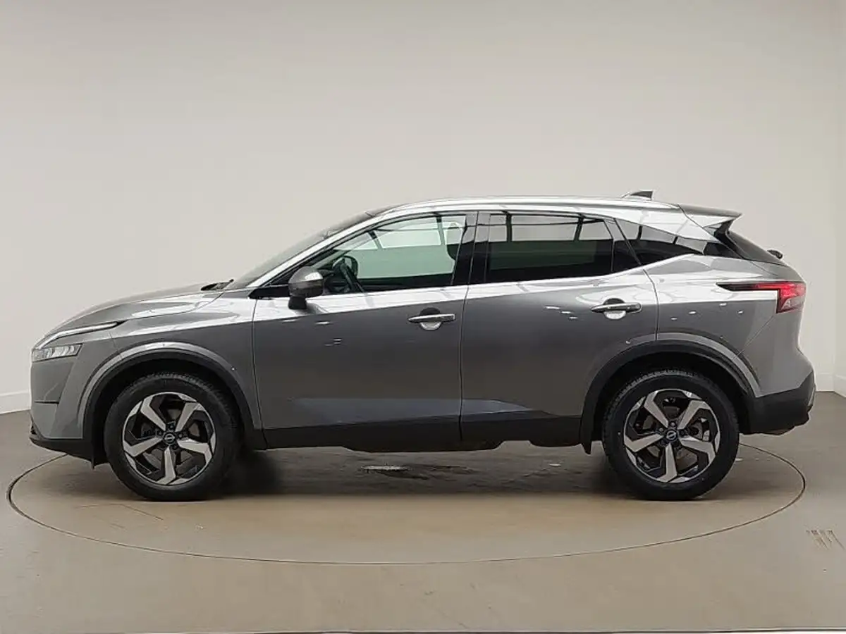 2022-nissan-qashqai-13-dig-t-n-connecta-140ps-big-3