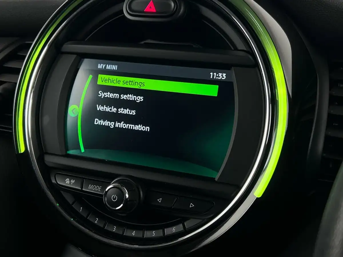 2020-mini-cooper-15-cooper-classic-hatchback-3d-big-23