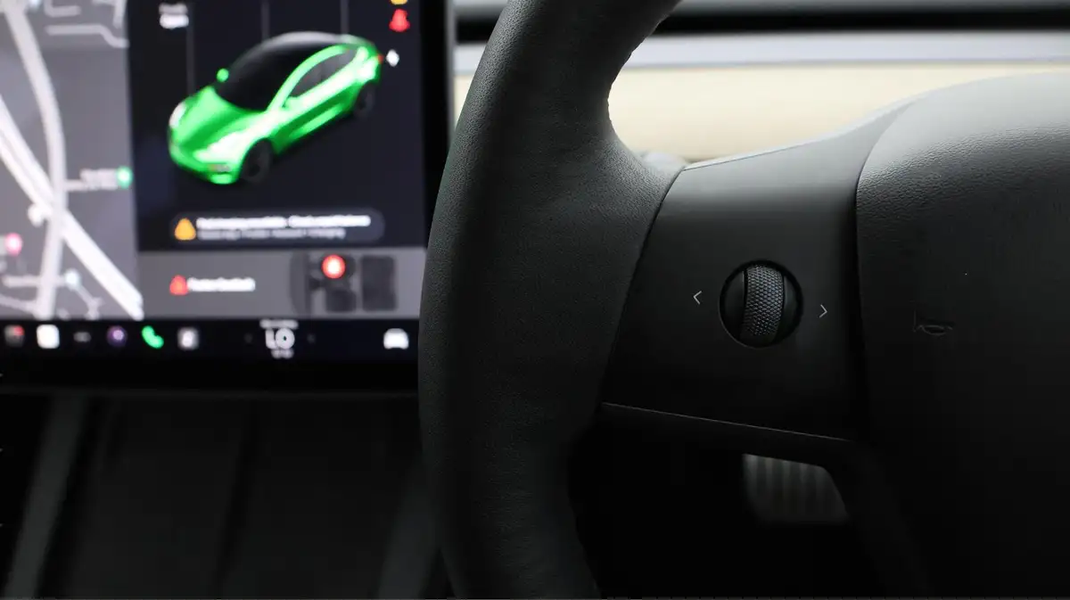 2021-tesla-model-3-e-performance-awd-big-20