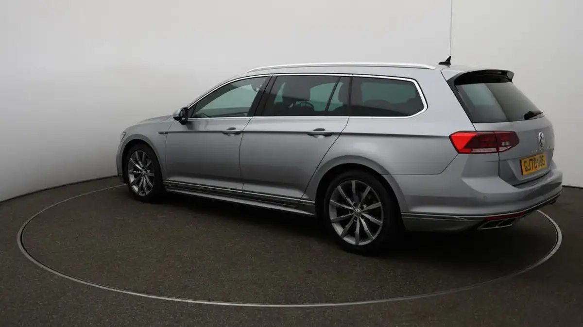 2020-volkswagen-passat-20tdi-r-line-150ps-evo-estate-5d-dsg-big-53