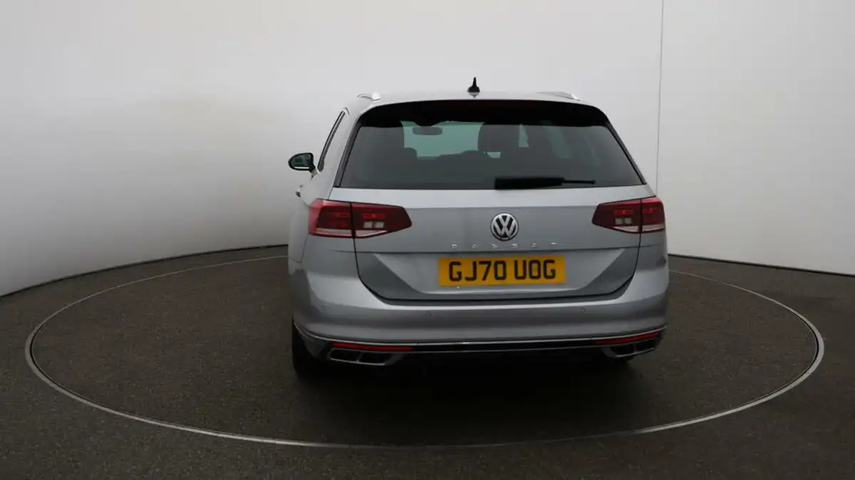 2020-volkswagen-passat-20tdi-r-line-150ps-evo-estate-5d-dsg-big-49