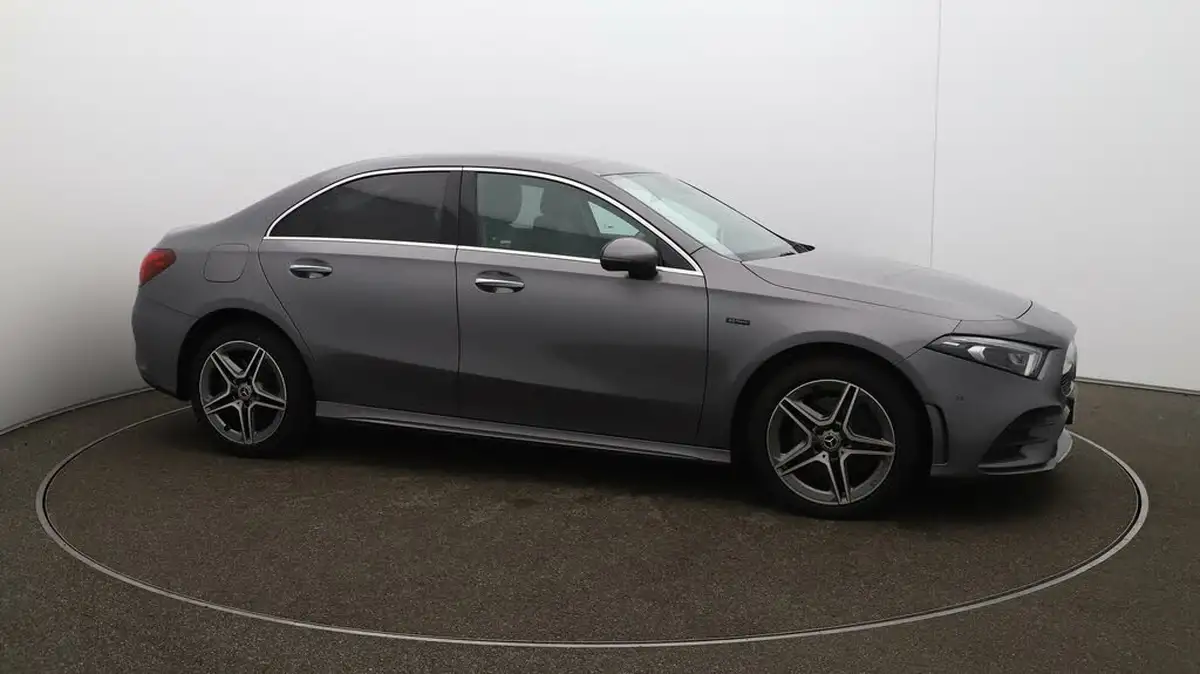 2021-mercedes-benz-a-class-13-a250e-amg-line-premium-plus-saloon-4d-big-39