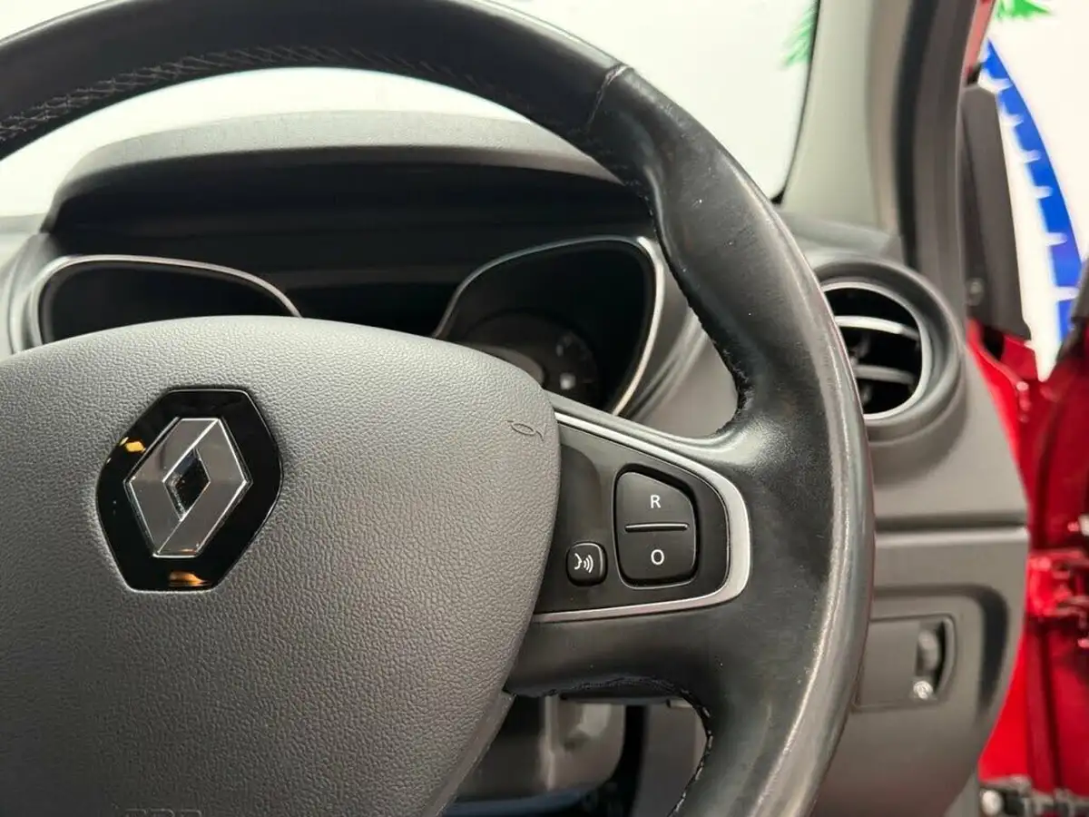 2017-renault-captur-09-tce-dynamique-s-nav-big-20