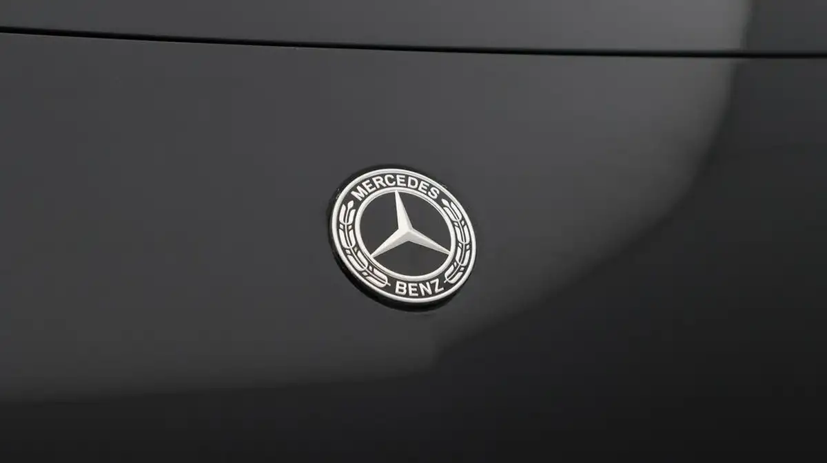 2021-mercedes-benz-a-class-20d-a220d-amg-line-executive-saloon-4d-big-21