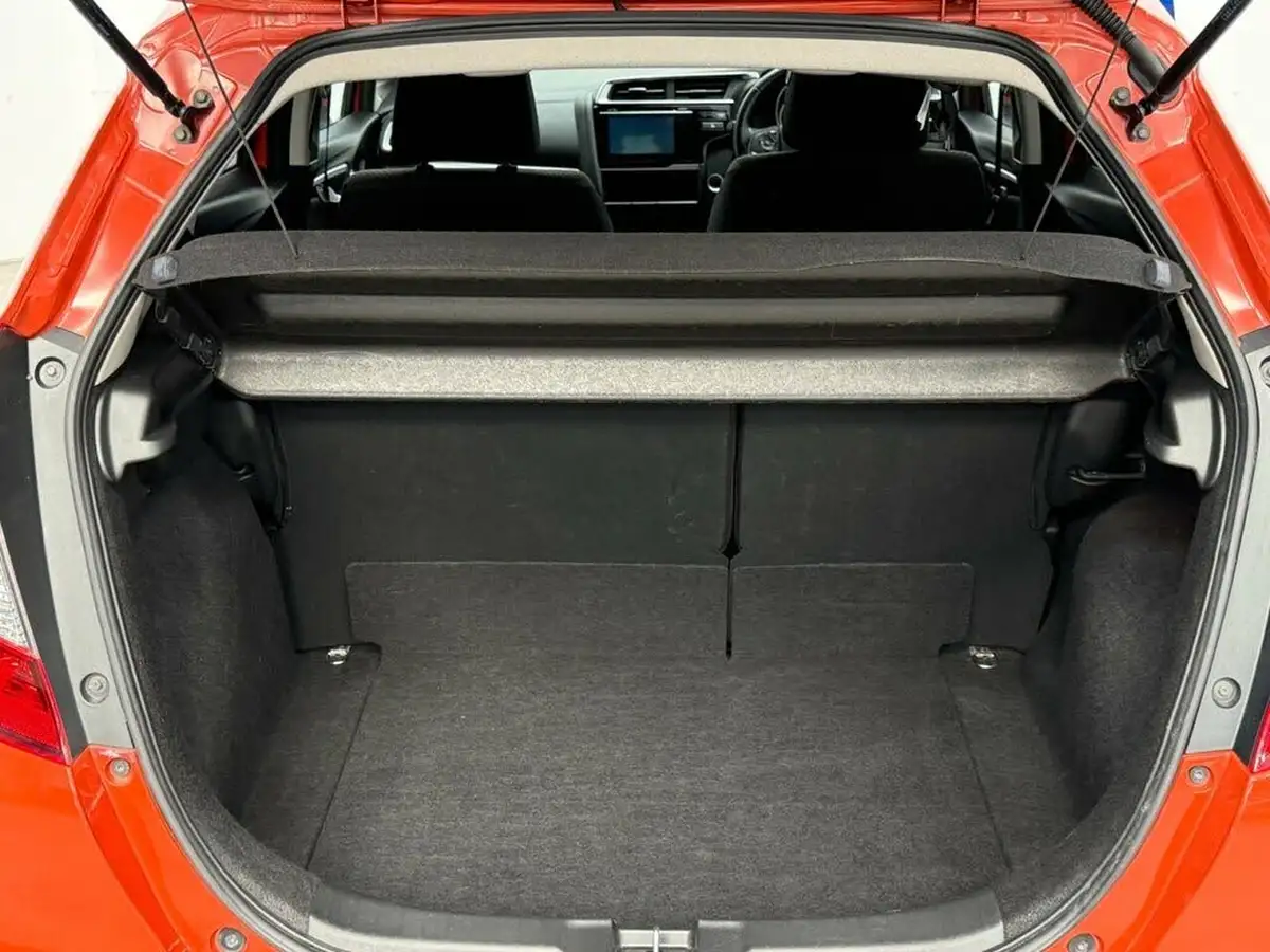 2018-honda-jazz-13-i-vtec-ex-cvt-big-31