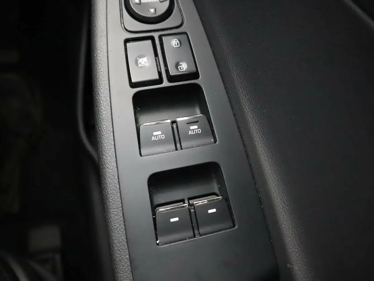 2019-hyundai-tucson-16-gdi-se-nav-big-28