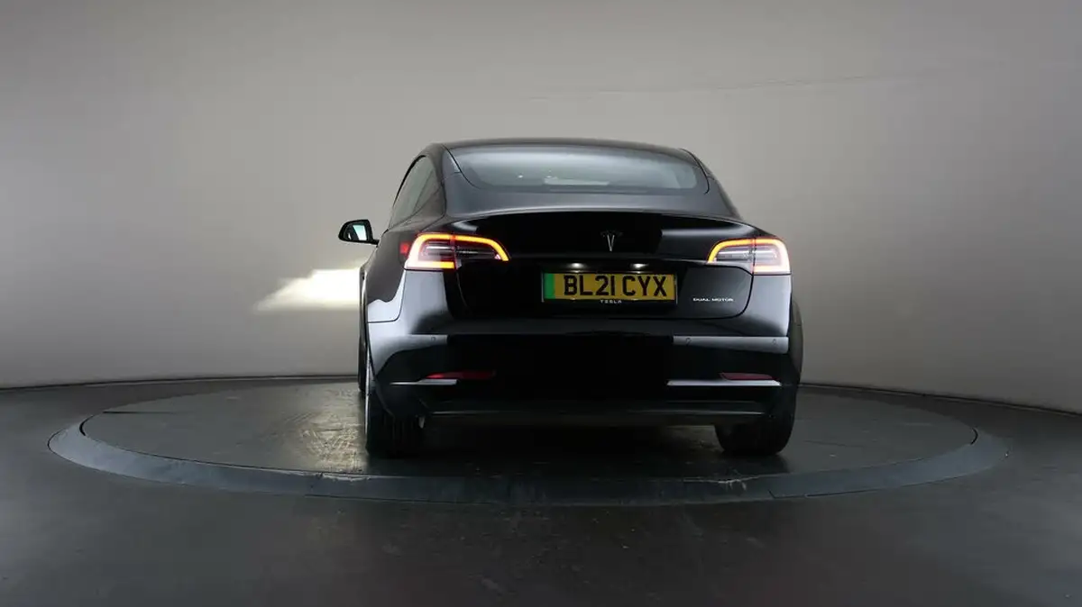 2021-tesla-model-3-e-long-range-4x4-big-38