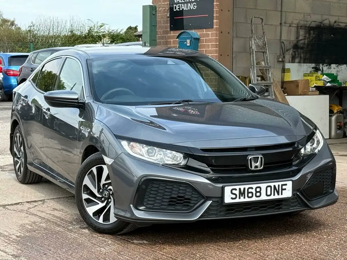 2018-honda-civic-10-vtec-turbo-se-126ps-hatchback-5d-big-0