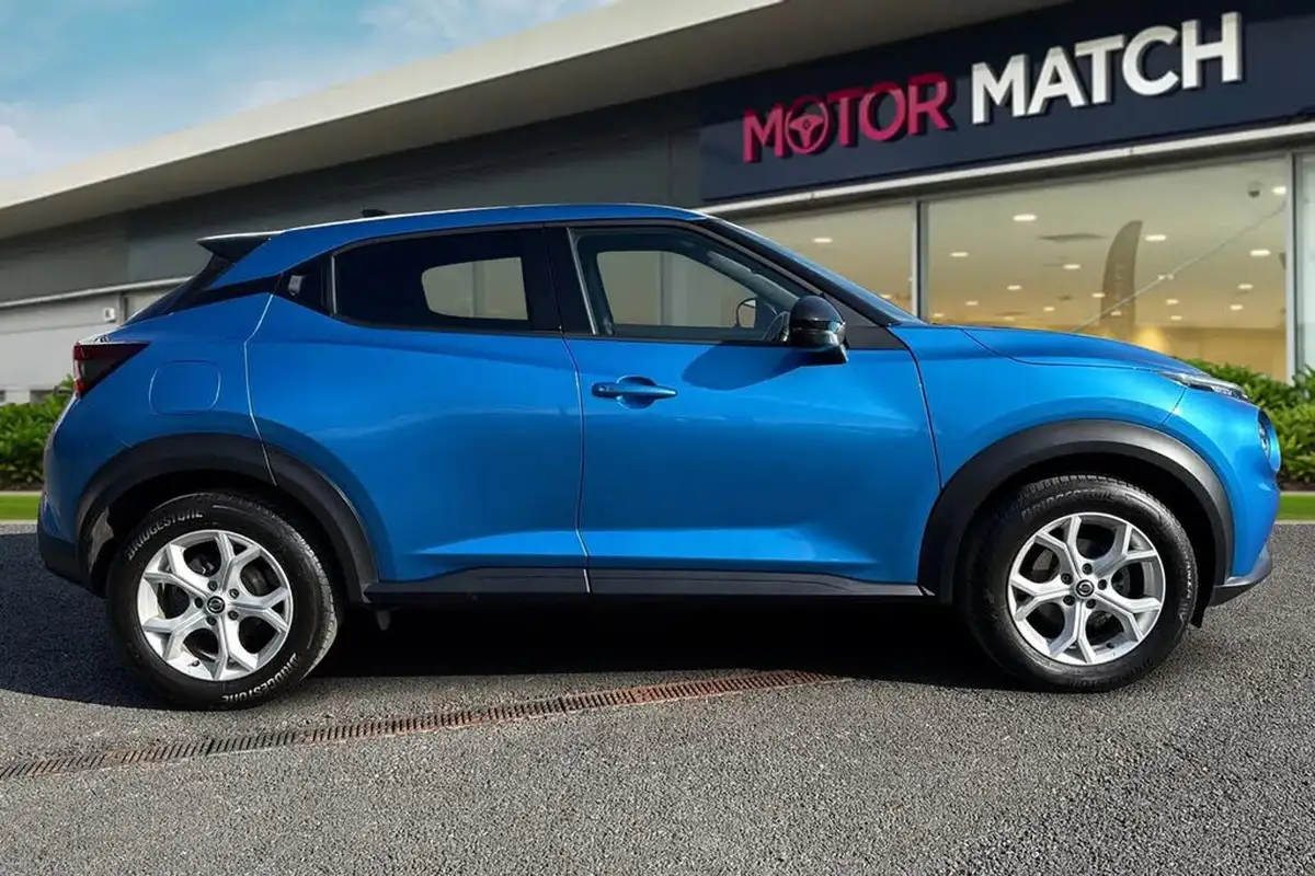 2022-nissan-juke-10-dig-t-n-connecta-dct-big-2