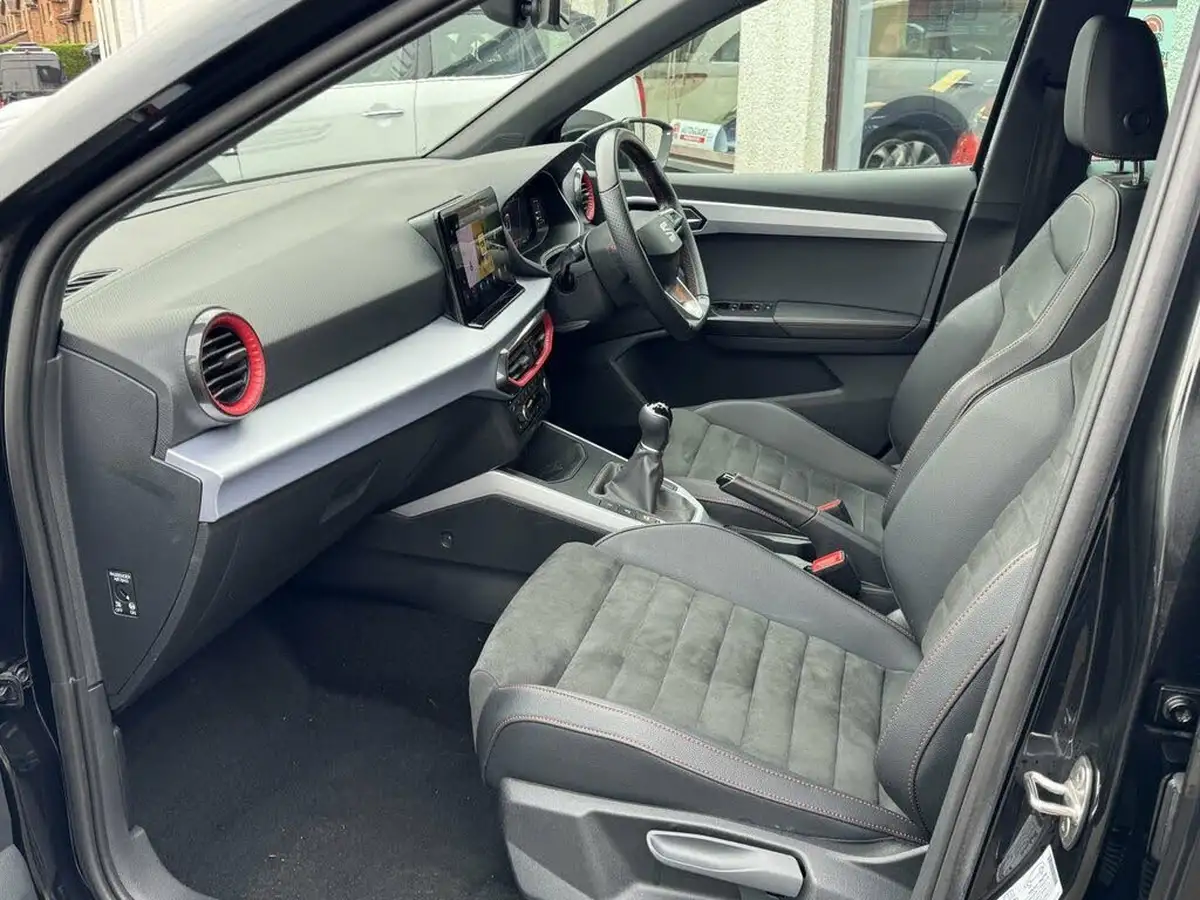 2022-seat-arona-10-tsi-fr-sport-big-11