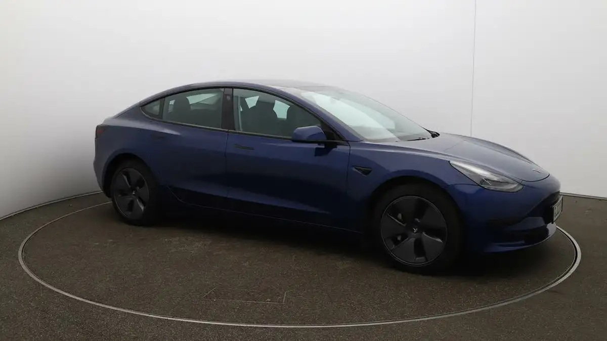 2021-tesla-model-3-e-standard-plus-big-35