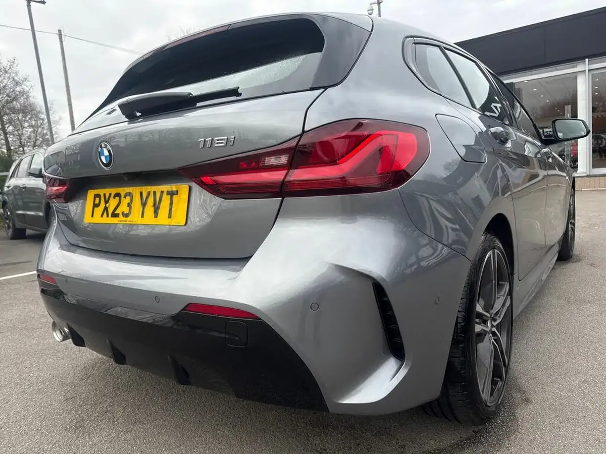 2023-bmw-1-series-15-118i-m-sport-lcp-dct-big-23