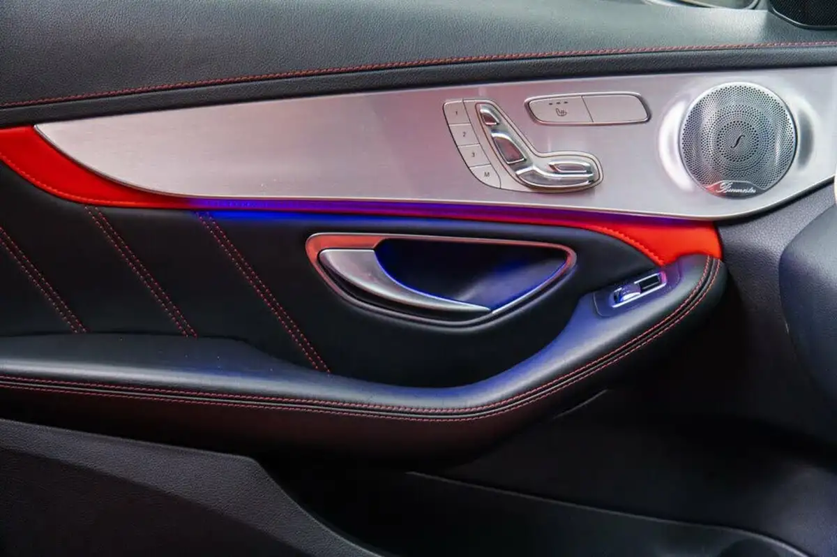 2019-mercedes-benz-c-class-40-c63-amg-s-premium-plus-saloon-4d-big-64