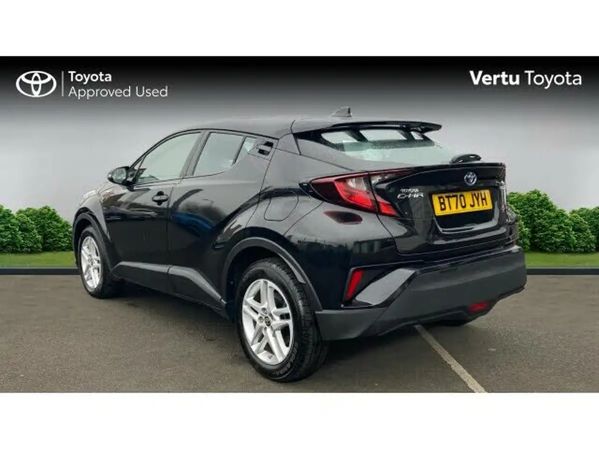 2020-toyota-c-hr-18-vvt-i-icon-big-3