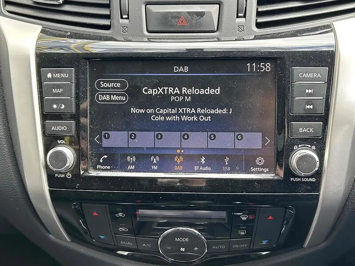2021-nissan-navara-23dci-tt-n-connecta-8-navi-big-25