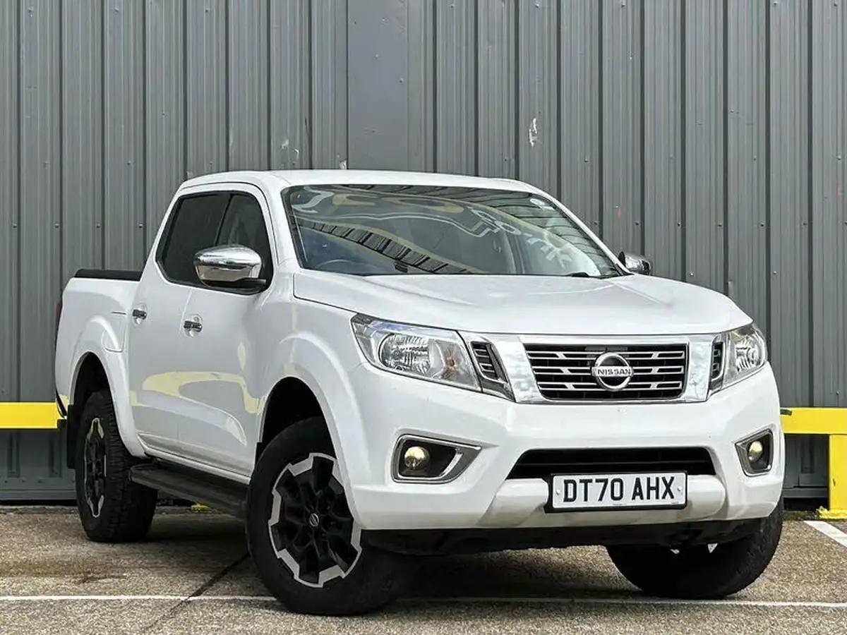 2021-nissan-navara-23dci-tt-n-connecta-8-navi-big-0