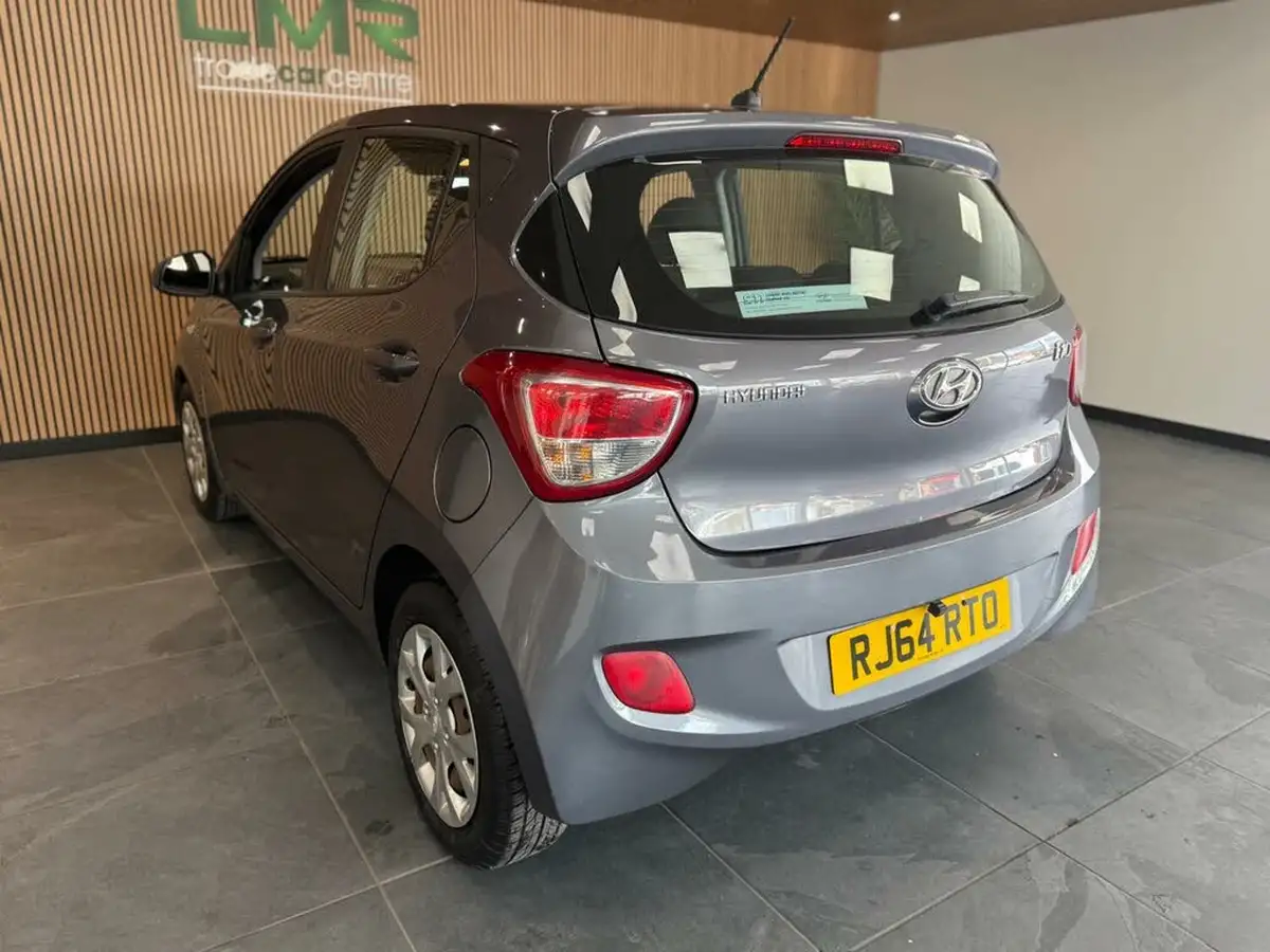 2014-hyundai-i10-10-se-big-6