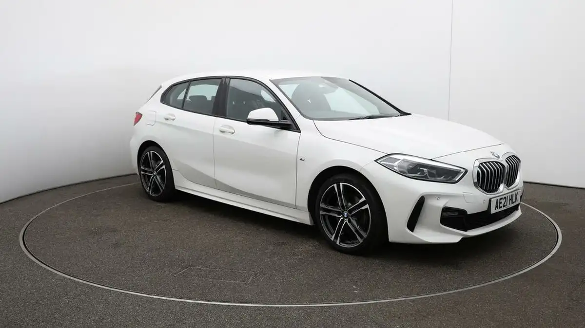 2021-bmw-1-series-15-118i-m-sport-lcp-big-1