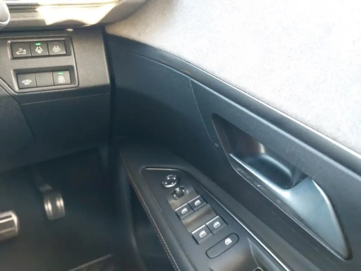 2021-peugeot-3008-suv-16-puretech-gt-premium-180bhp-ss-eat8-big-18