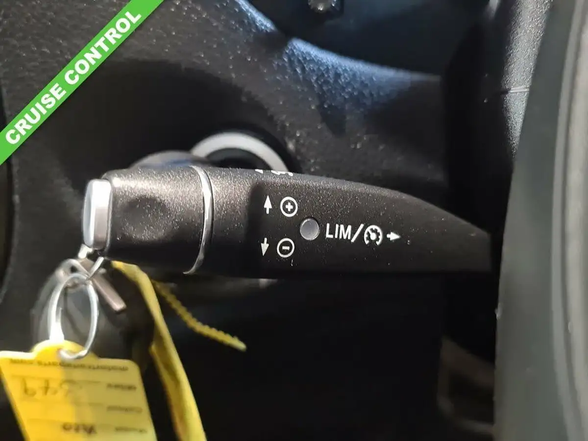2021-mercedes-benz-vito-18-cdi-114-progressive-l2-panel-big-9