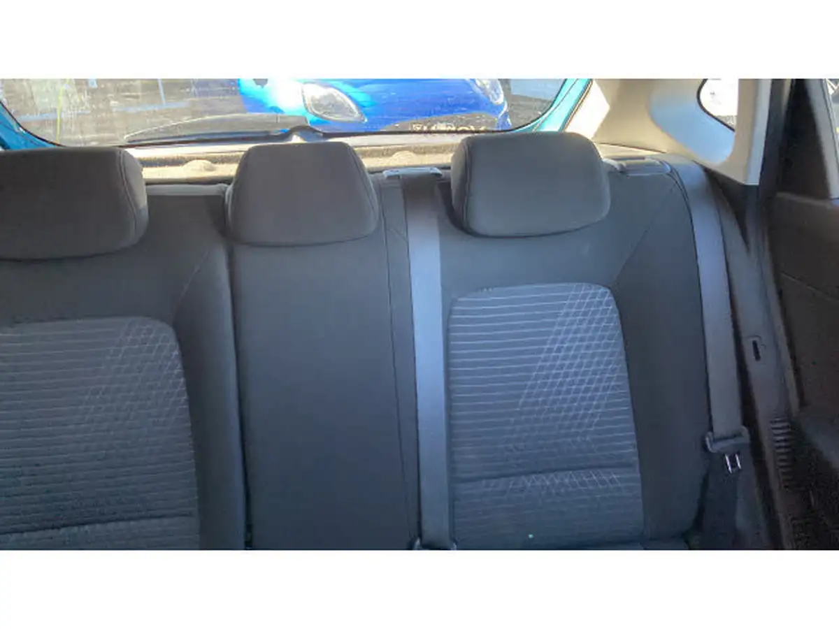2022-hyundai-i20-10-t-gdi-premium-eclutch-imt-big-14