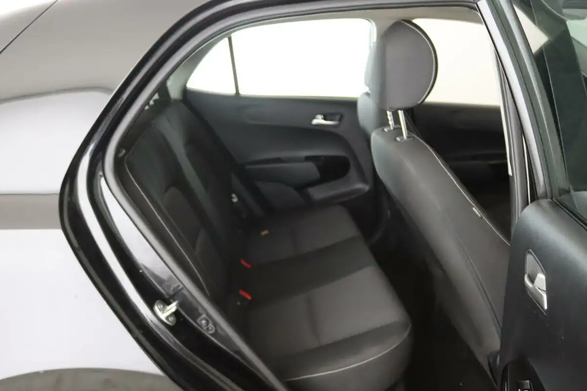 2023-kia-picanto-10-3-auto-seq-big-12