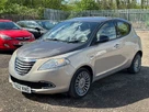 2012-chrysler-ypsilon-12-limited-small-2