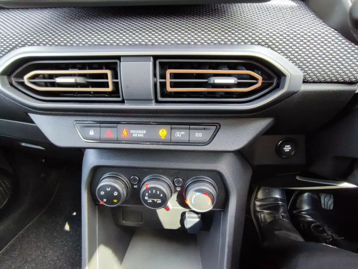 2024-dacia-sandero-stepway-10-tce-expression-90bhp-big-21